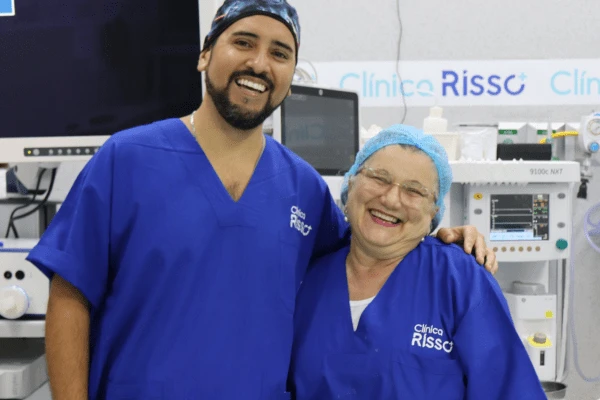 Experto en cirugía para obesidad después de un procedimiento