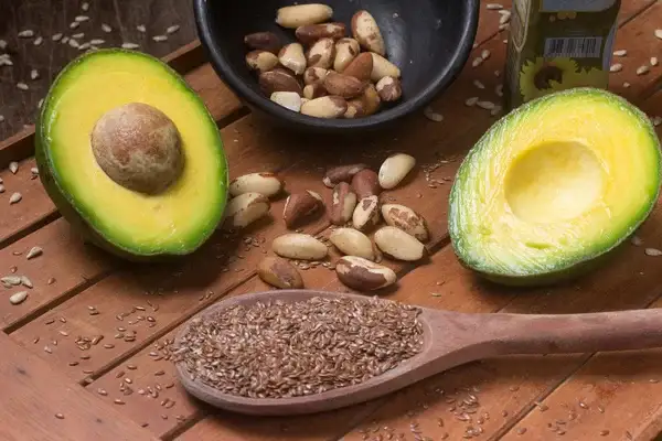 Imagen de los tipos de alimentos con grasa saludables